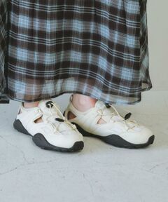 KBF / ケービーエフ スニーカー | カットデザインメッシュスニーカー