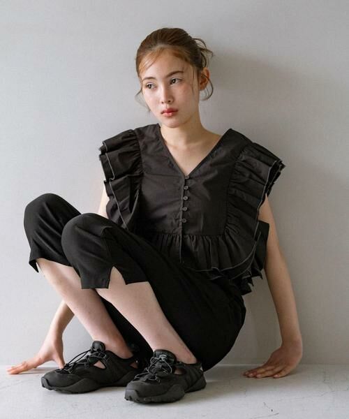 KBF / ケービーエフ スニーカー | カットデザインメッシュスニーカー（ブラック）