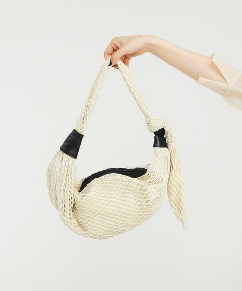 KBF / ケービーエフ ショルダーバッグ | メッシュショルダーBAG（アイボリー）