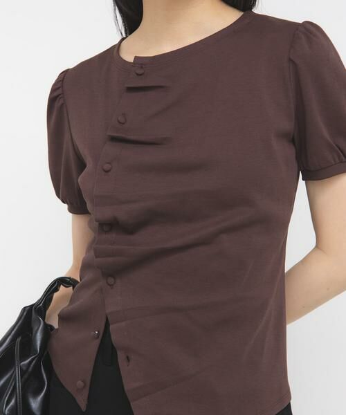 KBF / ケービーエフ Tシャツ | アシメトリーデザインカットソー（ブラウン）