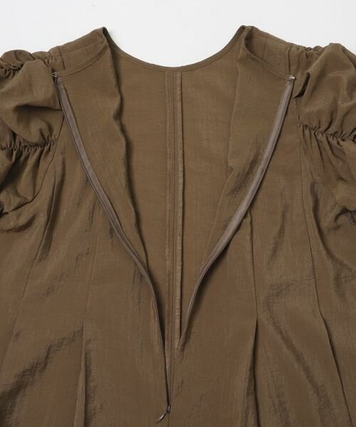 KBF / ケービーエフ ワンピース | シャーリングスリーブミニワンピース | 詳細10