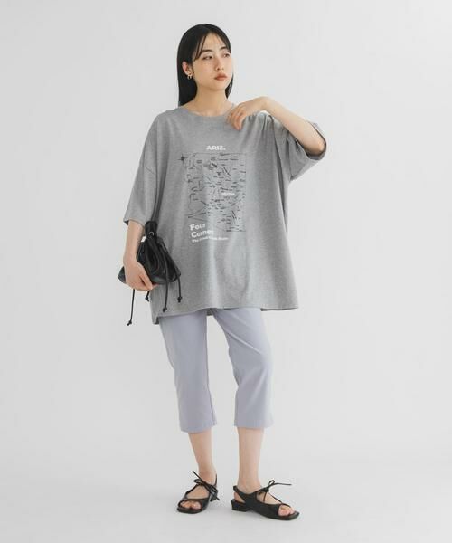 KBF / ケービーエフ Tシャツ | オーバーサイズプリントTEE（グレー系その他）