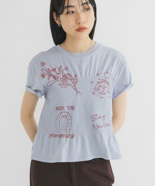 KBF / ケービーエフ Tシャツ | シャーリングデザインプリントTEE | 詳細10