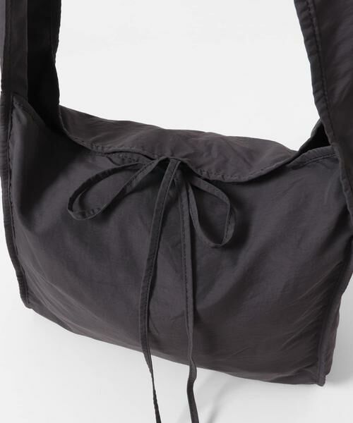 KBF / ケービーエフ ショルダーバッグ | パイピングナイロンビッグBAG | 詳細10