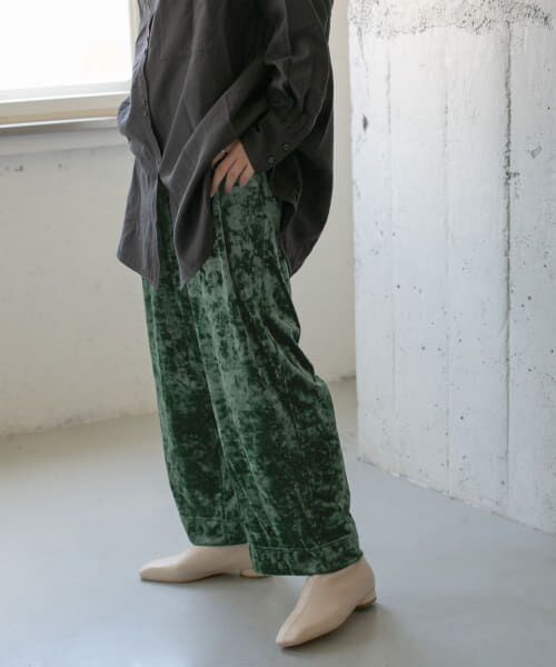 ＊＊KBF / ケービーエフ その他パンツ | クラッシュベロアパンツ（GREEN）