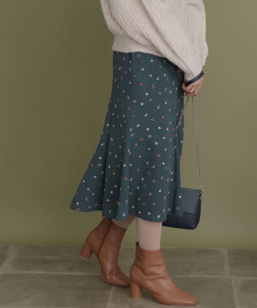 ＊＊KBF / ケービーエフ スカート | ドット×フラワーマーメイドスカート（NAVY）