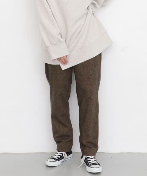 ＊＊KBF / ケービーエフ その他パンツ | カラーネップテーパードパンツ（BROWN）