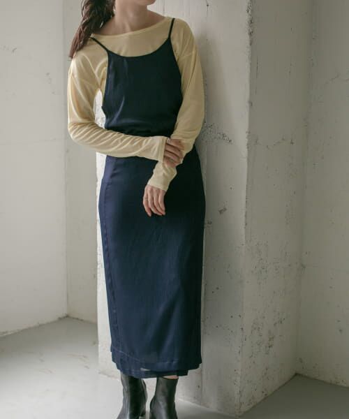 ＊＊KBF / ケービーエフ Tシャツ | バックスリットロングTシャツ（CREAM）