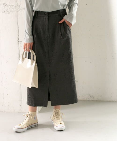 ＊＊KBF / ケービーエフ スカート | ジャガードタイトスカート（CHARCOAL）