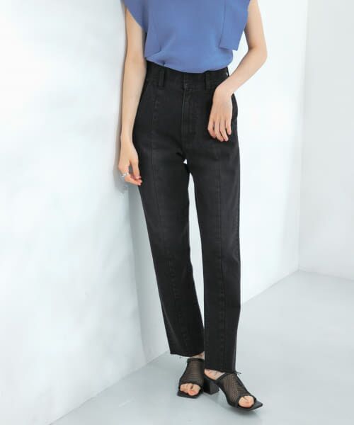 ＊＊KBF / ケービーエフ デニムパンツ | BACKスリットストレートデニム（BLACK）