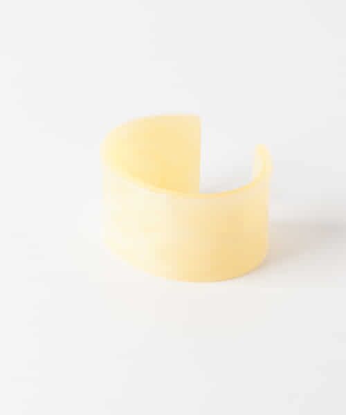 ＊＊KBF / ケービーエフ ブレスレット・バングル | ワイドアクリルバングル（ECRU）