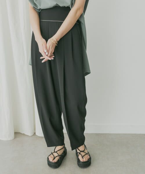 ＊＊KBF / ケービーエフ その他パンツ | KBF+　コクーンラインパンツ（BLACK）