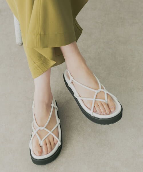 ＊＊KBF / ケービーエフ サンダル | KBF+　プラットフォームサンダル（WHITE）