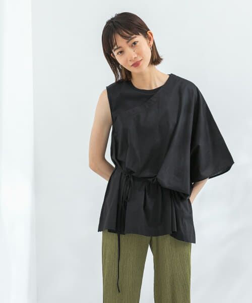 ＊＊KBF / ケービーエフ シャツ・ブラウス | マントドッキングアシメブラウス（BLACK）