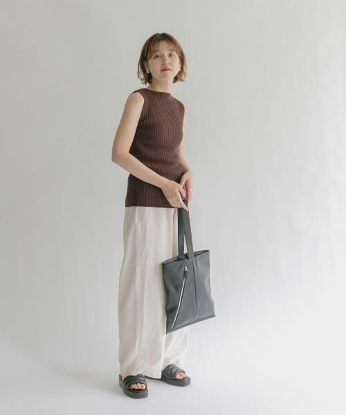 PoFF ボートネックトップス ふっくらかるいフォルムニットボートネッククロップド丈七分袖