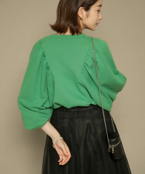 ＊＊KBF / ケービーエフ スウェット | 『WEB/一部店舗限定』ギャザーボリュームスリーブスウェット（GREEN）