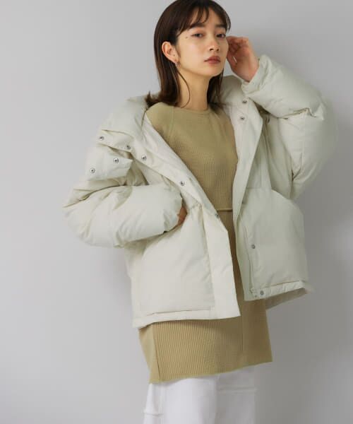 ＊＊KBF / ケービーエフ ダウンジャケット・ベスト | グリーンダウンサイドスリットフーディージャケット（ECRU BEIGE）