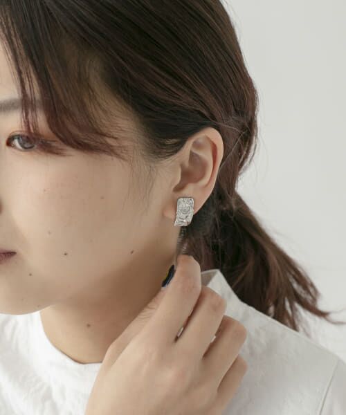＊＊KBF / ケービーエフ ピアス・イヤリング | クラッシュメタルプレートイヤリング（SILVER）