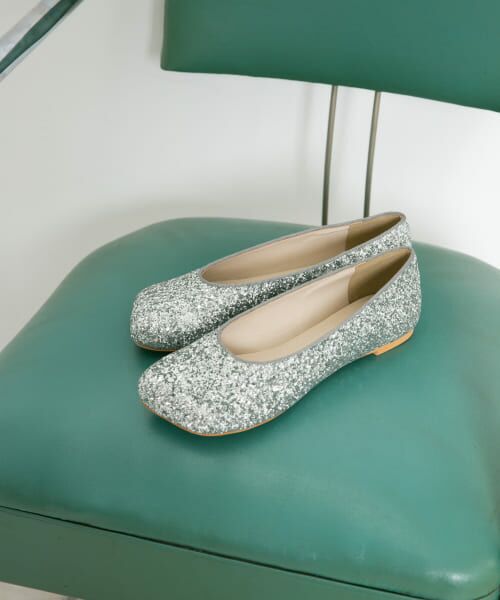 ＊＊KBF / ケービーエフ バレエシューズ | デフォルメトゥラメパンプス（SILVER）