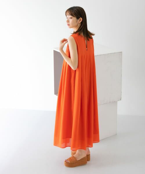 【極美品】archivio ノースリーブ プリーツ ワンピース 40サイズ プリーツ加工ノースリーブワンピース koibitomisaki コイビト