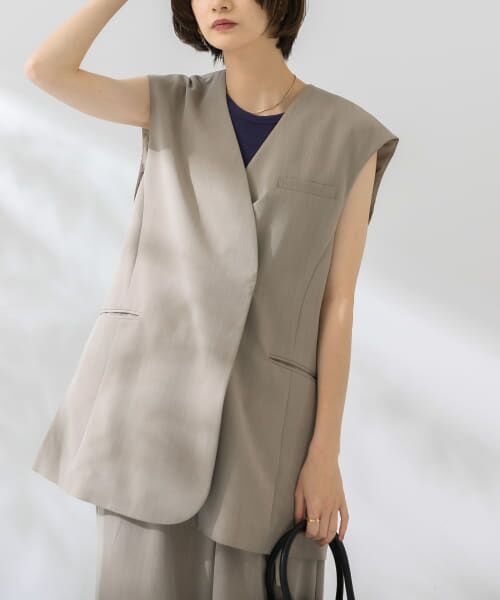 ＊＊KBF / ケービーエフ その他アウター | ラウンドノーカラージレ（GREIGE）