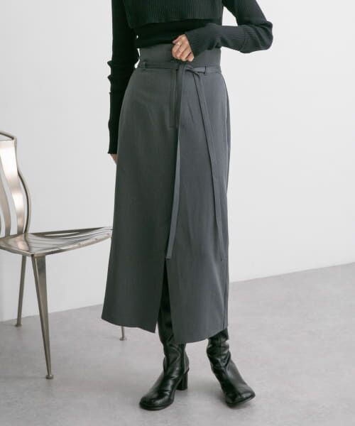 ＊＊KBF / ケービーエフ スカート | Iラインロングスカート（CHARCOAL）