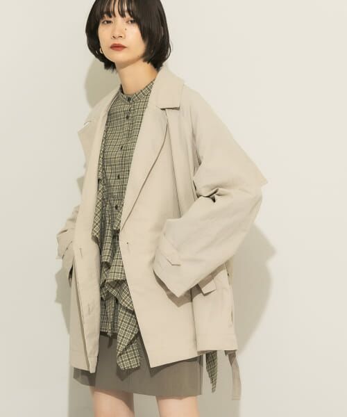 ＊＊KBF / ケービーエフ その他アウター | バックフリルコート（GREIGE）