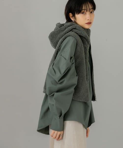 ＊＊KBF / ケービーエフ シャツ・ブラウス | エクストラスリーブブラウス（MOSS GRAY）