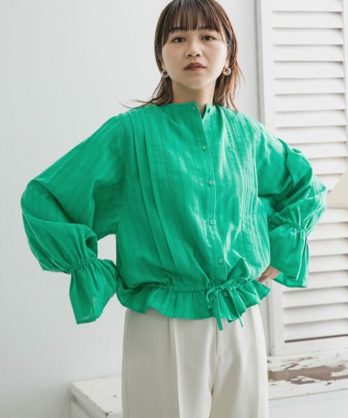 ＊＊KBF / ケービーエフ シャツ・ブラウス | BACKリボンボリュームスリーブブラウス（GREEN）