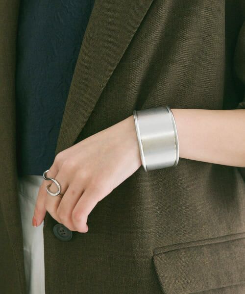 ＊＊KBF / ケービーエフ ブレスレット・バングル | ワイドメタルバングル（SILVER）