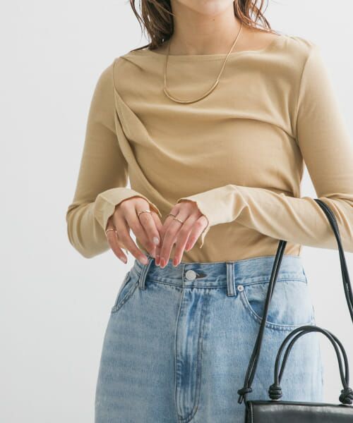 ＊＊KBF / ケービーエフ Tシャツ | ツイストデザインカットソー（BEIGE）