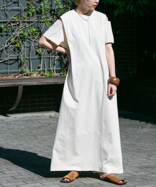 ＊＊KBF / ケービーエフ ワンピース | オープンショルダータックワンピース（IVORY）