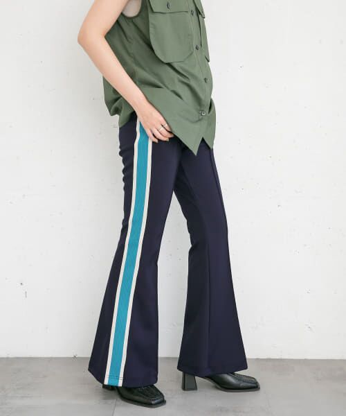 ＊＊KBF / ケービーエフ その他パンツ | フレアトラックパンツ（NAVY）
