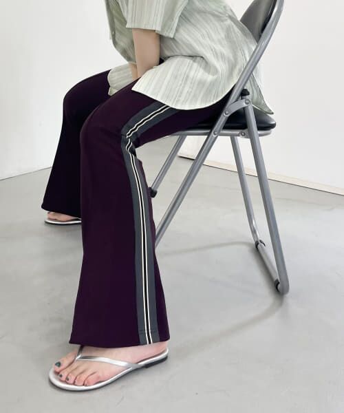 ＊＊KBF / ケービーエフ その他パンツ | フレアトラックパンツ（PURPLE）
