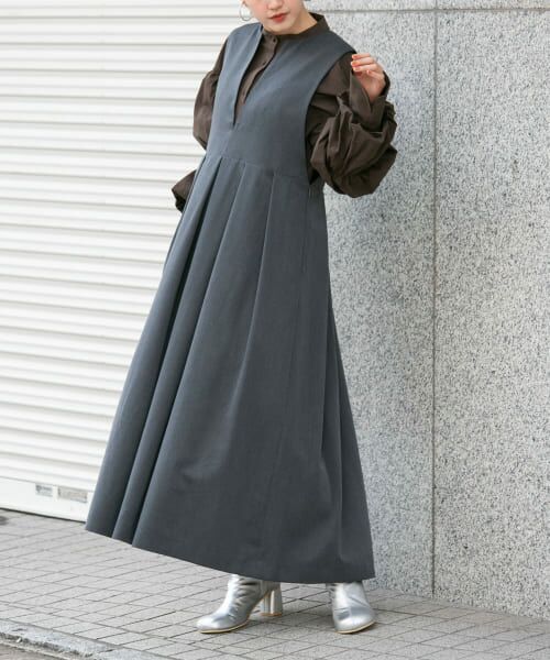 ＊＊KBF / ケービーエフ ワンピース | キーネックBIGプリーツジャンパースカート（CHARCOAL）