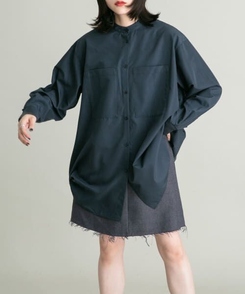 ＊＊KBF / ケービーエフ シャツ・ブラウス | BACKドロストデザインシャツ（D.NAVY）