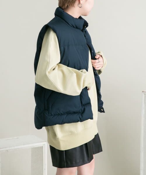 セール】 リバーシブルグリーンダウンベスト （ダウンジャケット