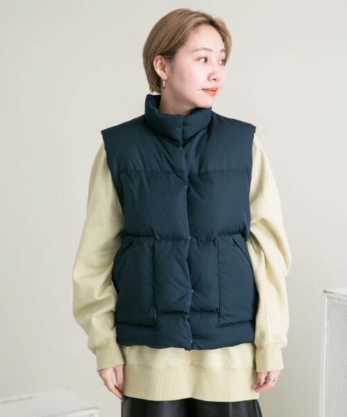 montbell ダウンベスト美品 L サイズ⭐︎ オリーブグリーン US スペリオダウン ラウンドネックベスト Women's｜モンベル