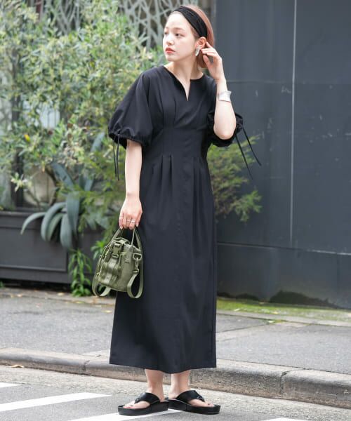 店頭試着のみ KBF ドロストスリーブワンピース ライトブルー 38サイズ 店頭試着のみ KBF ドロストスリーブワンピース ライトブルー 38