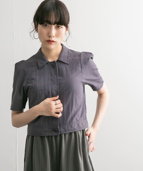 ＊＊KBF / ケービーエフ シャツ・ブラウス | コンパクトブラウス（CHARCOAL）