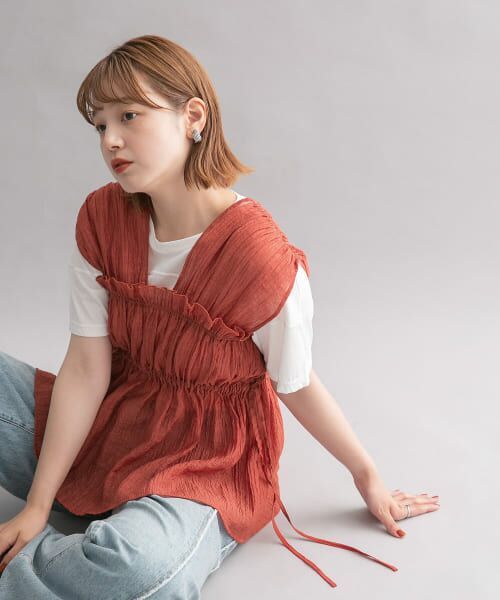 ＊＊KBF / ケービーエフ シャツ・ブラウス | ノースリーブギャザーブラウス（RED）