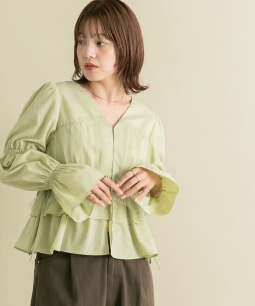 美品haveケープドッキングブラウス　ブラック ラメファンシーツイードドッキングブラウス｜BIGI online store