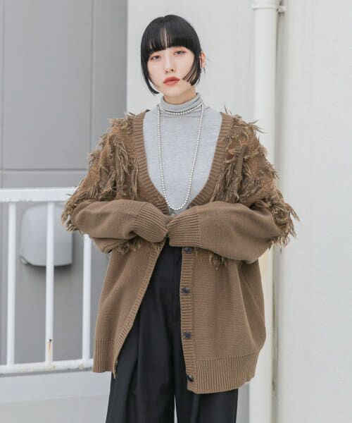 ＊＊KBF / ケービーエフ カーディガン・ボレロ | ジャガードフリンジカーディガン（KHAKI）