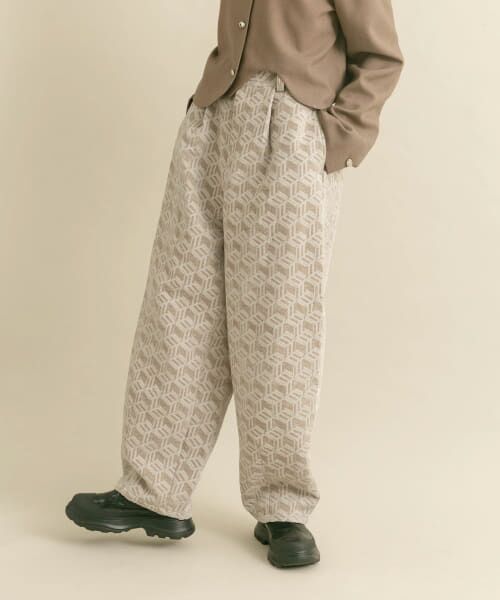 ＊＊KBF / ケービーエフ その他パンツ | ジャガードコクーンパンツ（L.BEIGE）