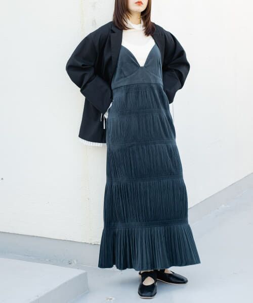 ＊＊KBF / ケービーエフ ワンピース | マジョリカプリーツキャミワンピース（CHARCOAL）