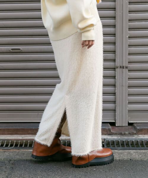 ＊＊KBF / ケービーエフ スカート | ラメフェザースカート（IVORY）