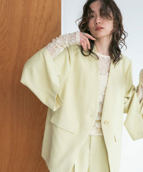 ほぼ未使用✨ロペ　リネン100 ハーフスリーブ　ノーカラージャケット　38 SALON adam et ropé(サロン アダム エ ロペ) / バックサテン