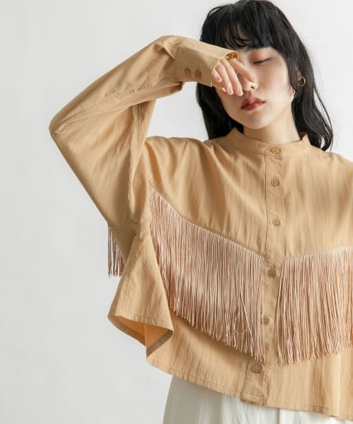 ＊＊KBF / ケービーエフ シャツ・ブラウス | フリンジデザインシャツ（BEIGE）