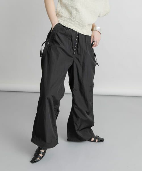 ＊＊KBF / ケービーエフ その他パンツ | ヘムドロストナイロンパンツ（BLACK）