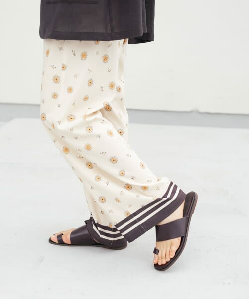 ＊＊KBF / ケービーエフ その他パンツ | アソートプリントパンツ（FLOWER BEG）